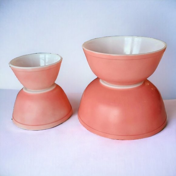 "RARE" Authentic 1950's Pyrex Pink Nesting Mixing Bowls Set of 4 - Picture 2 of 15